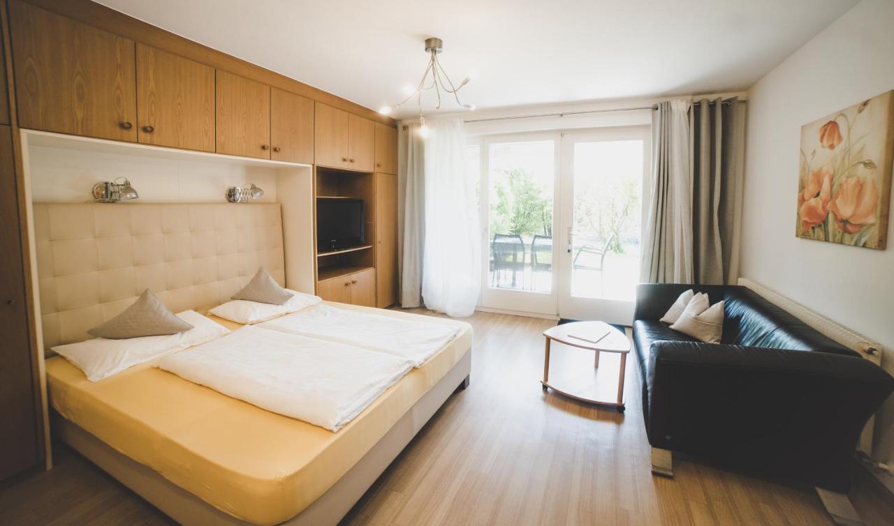 Guesthouse Christine Марленго Екстер'єр фото